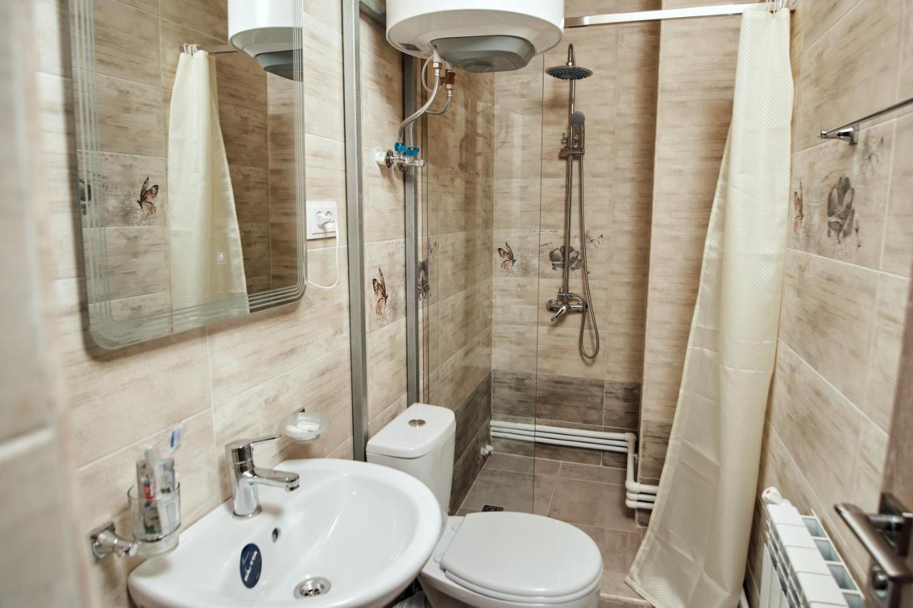 Ro Metro Aparthotel Gyumri Eksteriør bilde