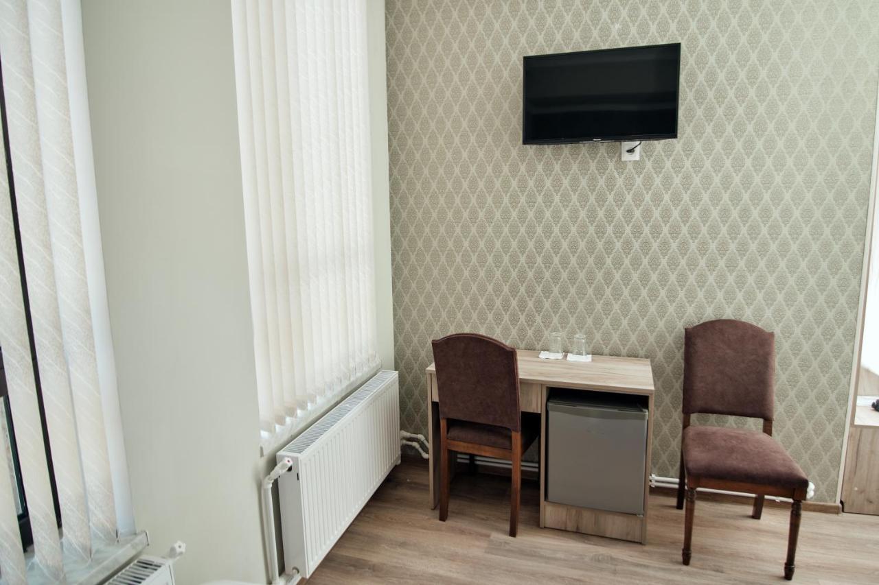 Ro Metro Aparthotel Gyumri Eksteriør bilde