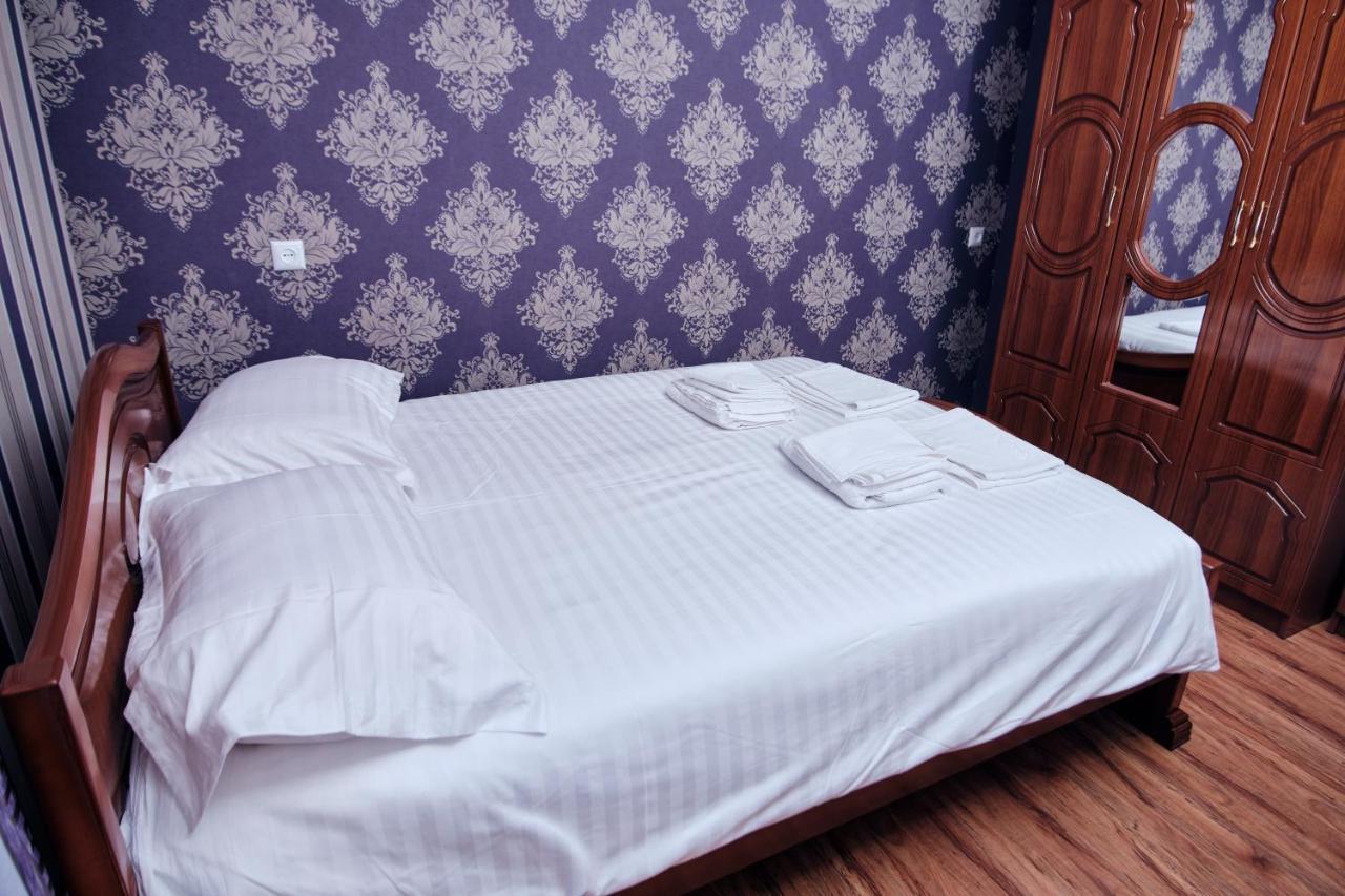 Ro Metro Aparthotel Gyumri Eksteriør bilde