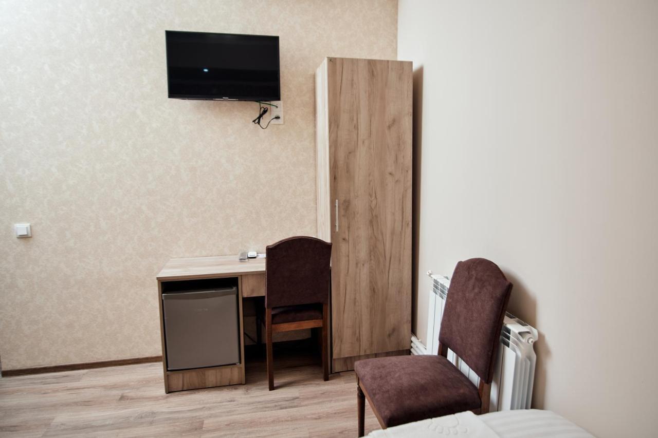Ro Metro Aparthotel Gyumri Eksteriør bilde