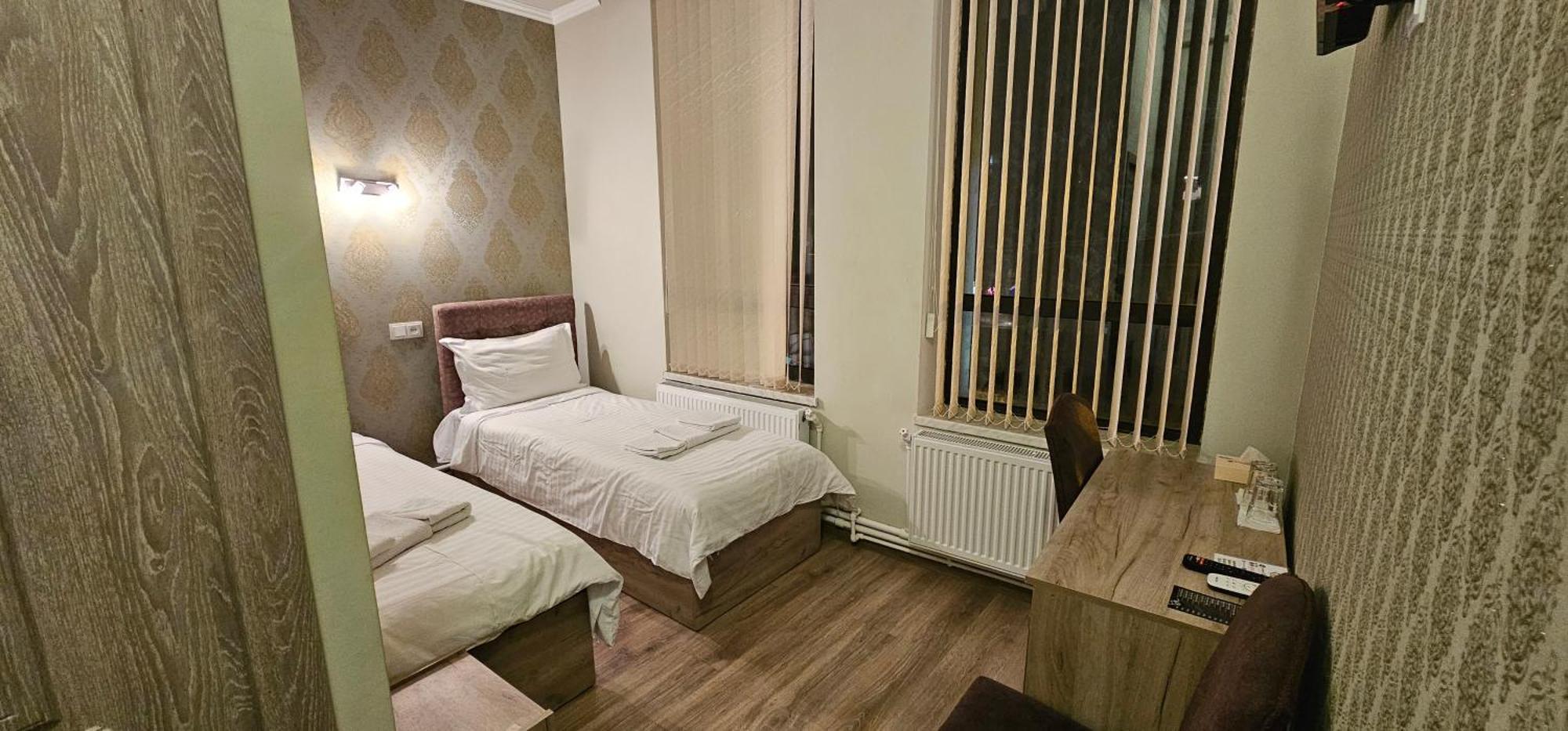 Ro Metro Aparthotel Gyumri Eksteriør bilde